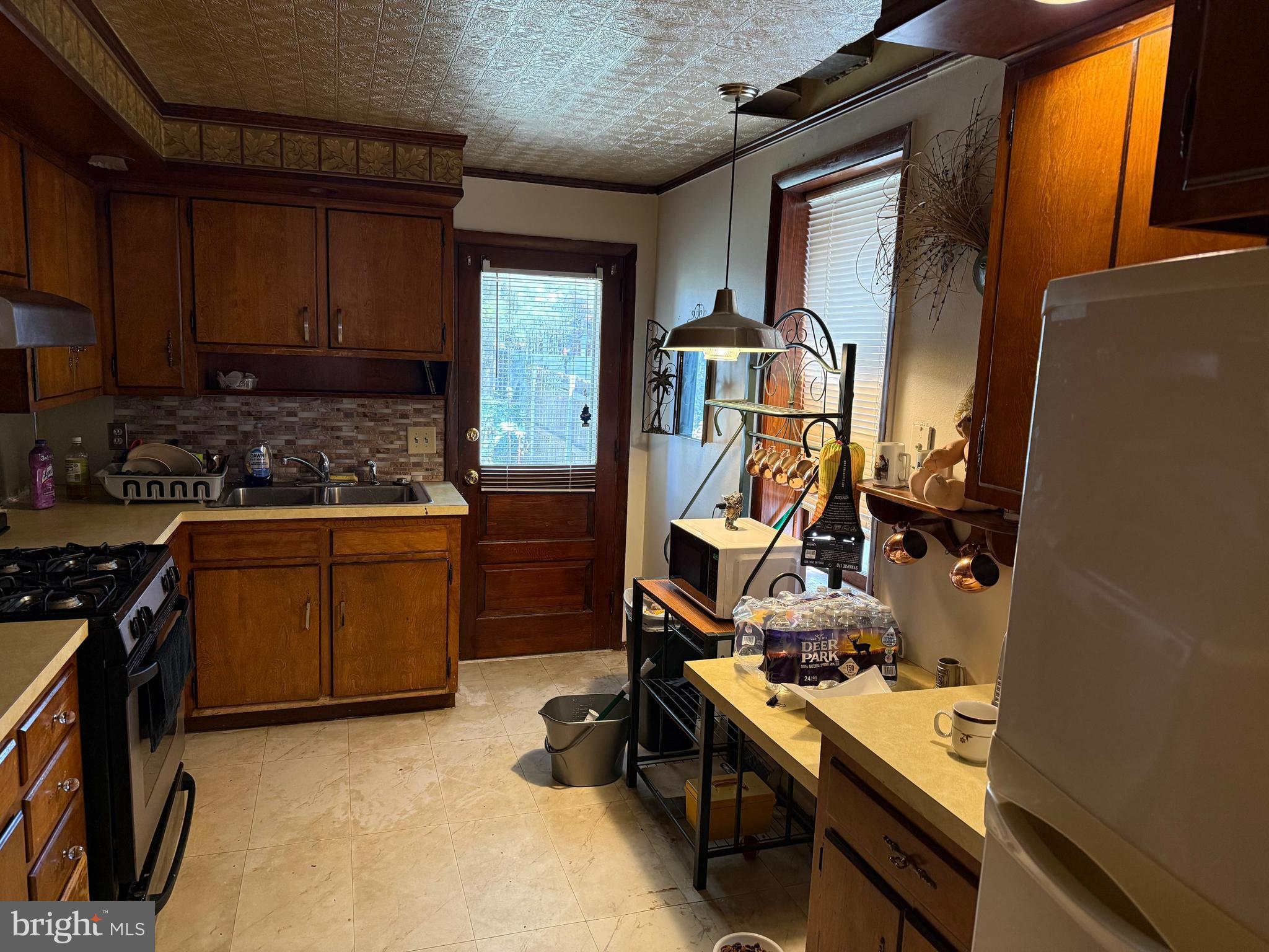 837 Prangley Avenue Lancaster, PA 17603 - Photo 3 of 7