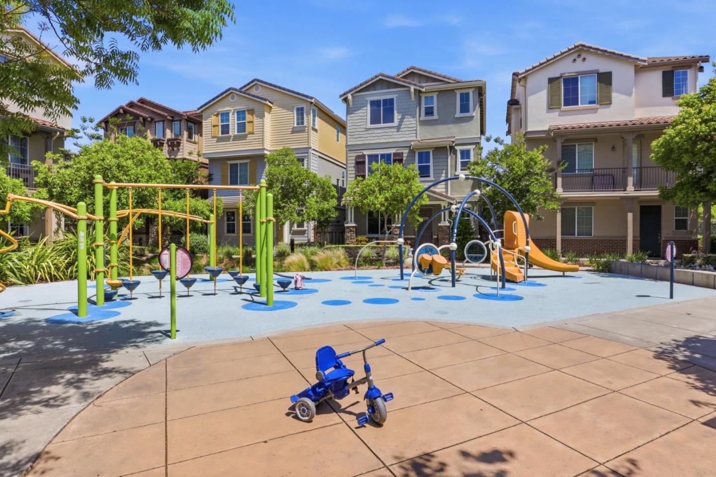 57 Regency Place Hayward, CA 94544 - Photo 27 of 30