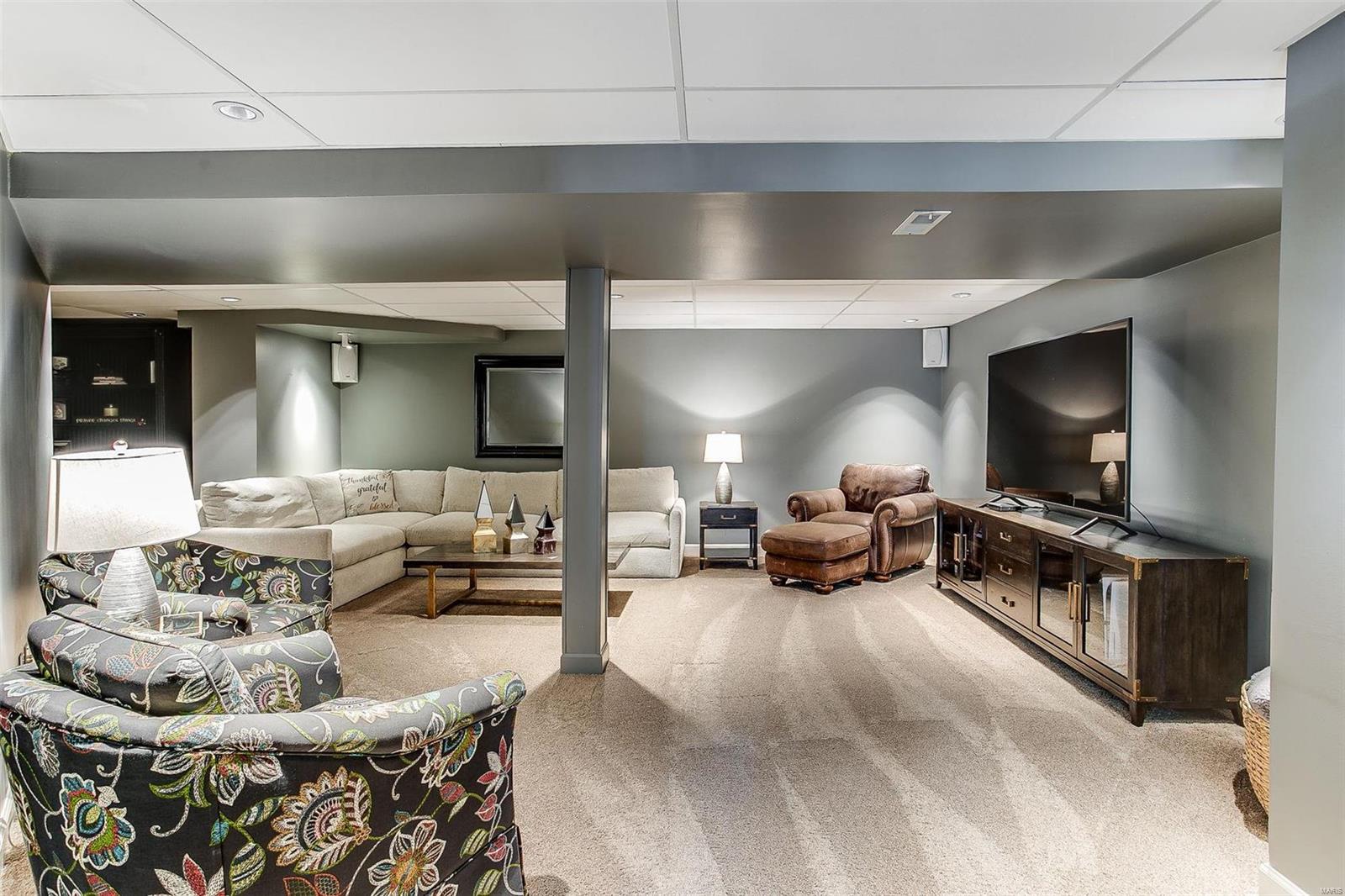 9701 Fall Ridge Trail St. Louis, MO 63127 - Photo 42 of 60 Gallery Image 42