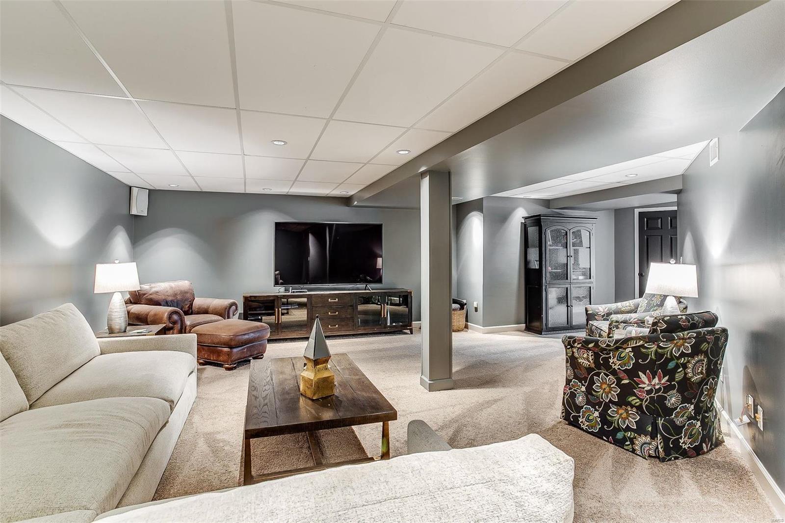 9701 Fall Ridge Trail St. Louis, MO 63127 - Photo 43 of 60 Gallery Image 43