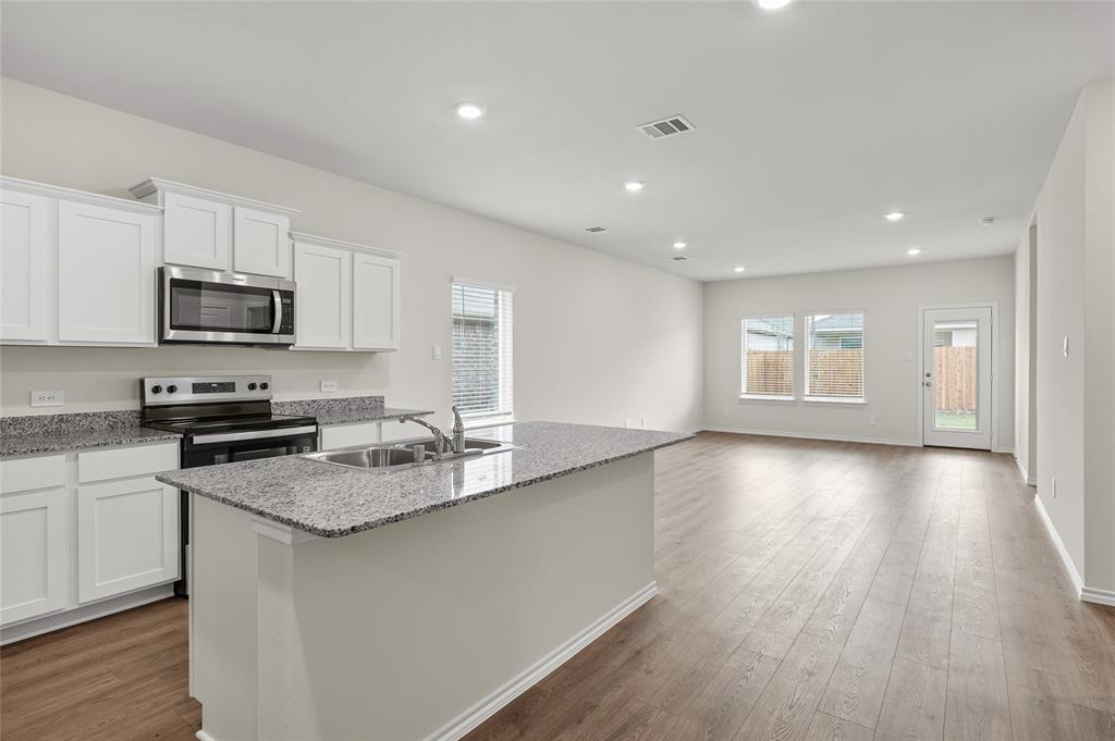 3428 Rendezvous Way Sherman, TX 75090 - Photo 11 of 38