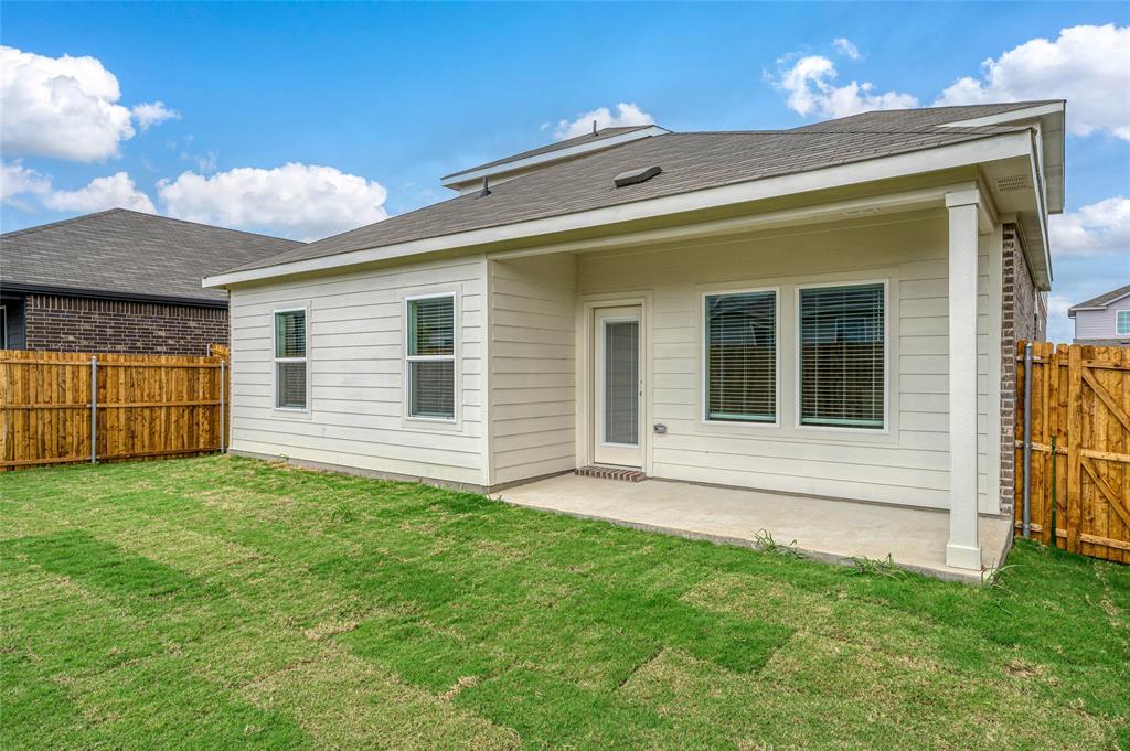 3428 Rendezvous Way Sherman, TX 75090 - Photo 32 of 38