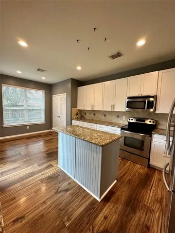 $2,500 | 20235 Concord Hill Drive, Cypress, TX 77433