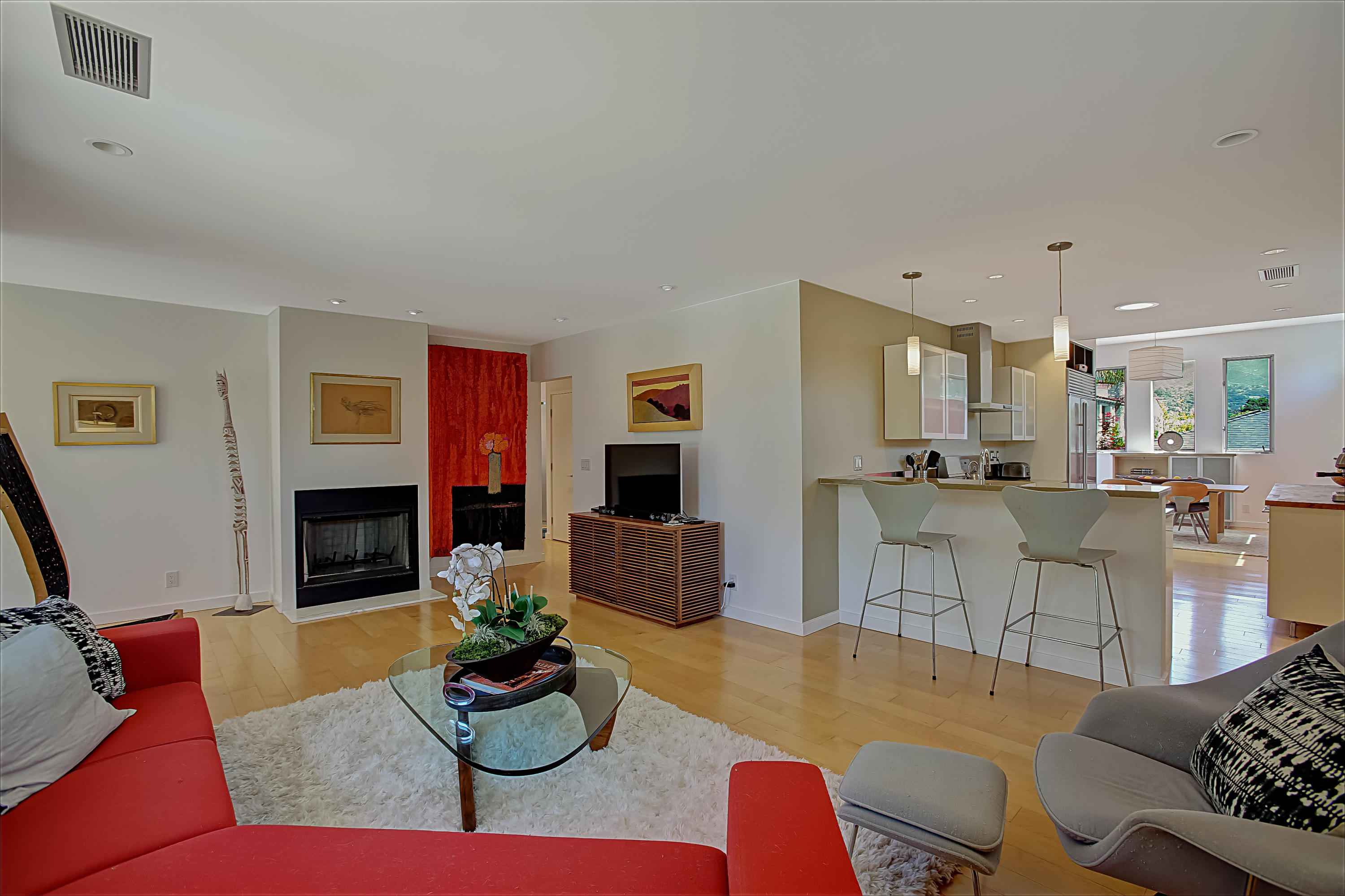 2926 Serena Road Santa Barbara, CA 93105 - Photo 4 of 30 022