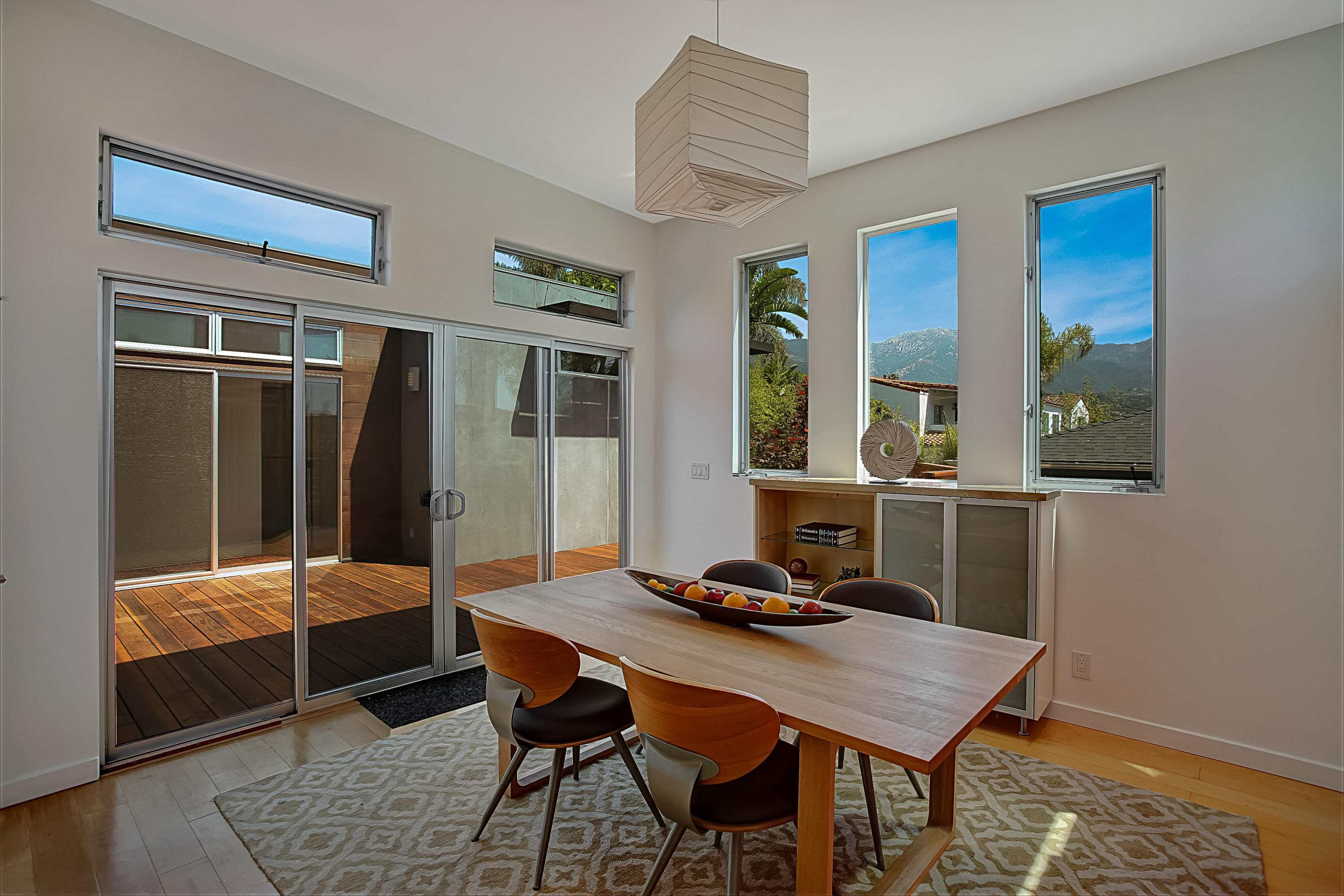 2926 Serena Road Santa Barbara, CA 93105 - Photo 8 of 30 029
