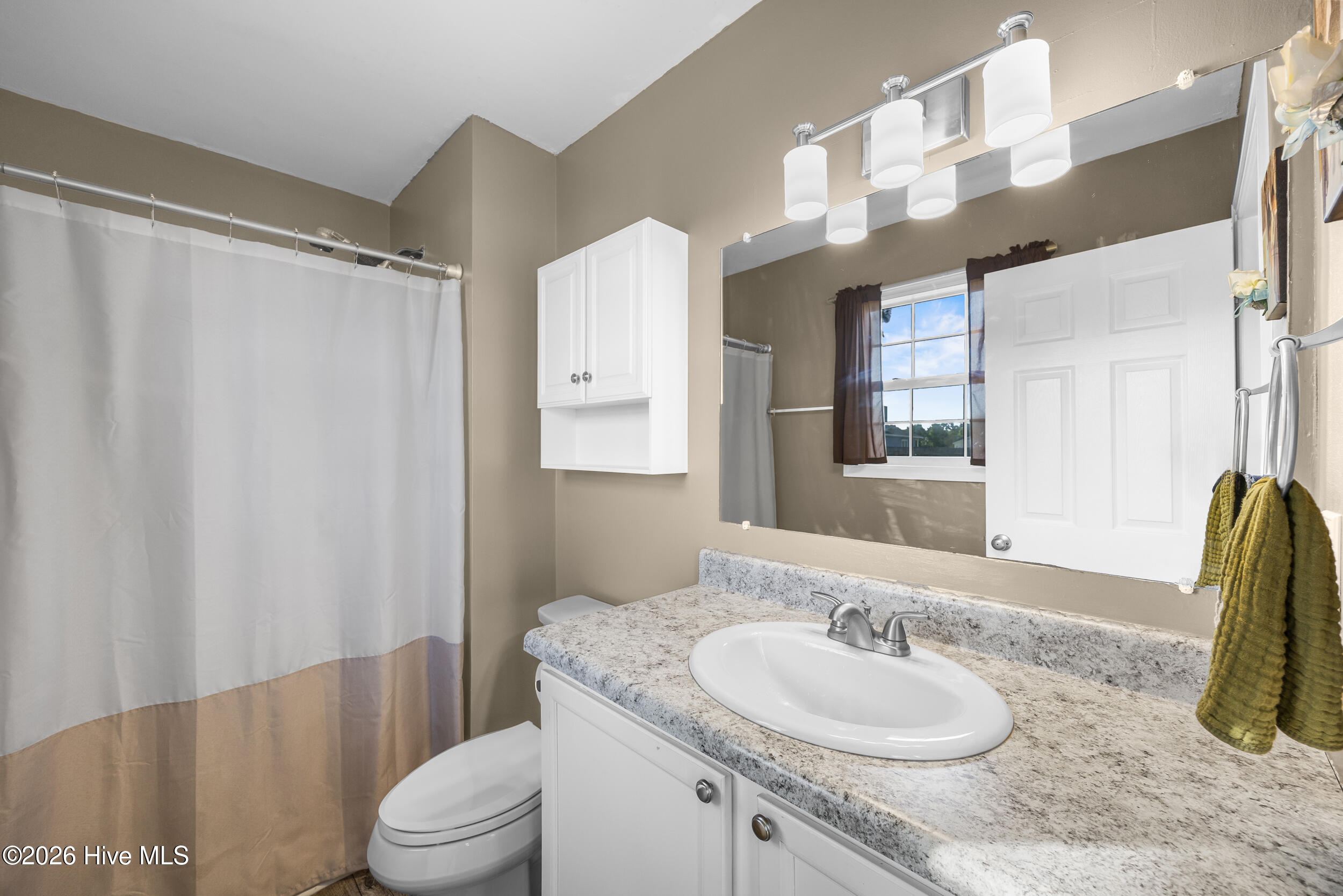 503 Amber Avenue Hubert, NC 28539 - Photo 14 of 25 14_bathroom