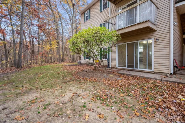 $375,000 | 356 McDowell Drive, East Brunswick, NJ 08816