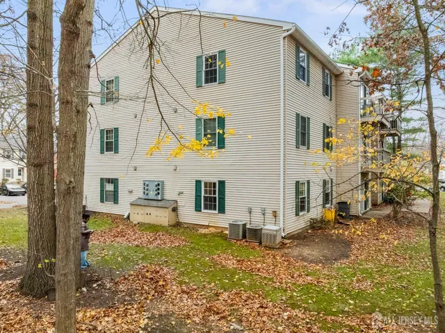 $375,000 | 356 McDowell Drive, East Brunswick, NJ 08816