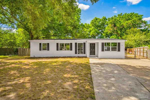 $149,000 | 5535 Mayfair Circle, Pensacola, FL 32506