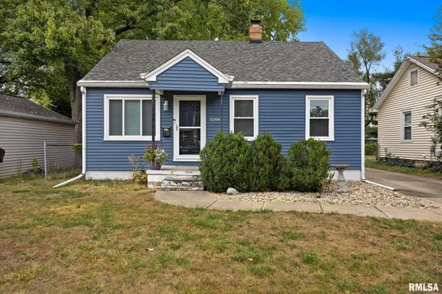 $114,900 | 3206 North Indiana Avenue, Peoria, IL 61603
