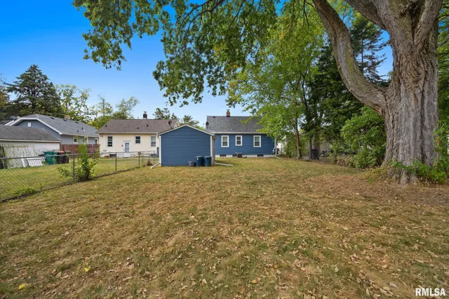 $114,900 | 3206 North Indiana Avenue, Peoria, IL 61603