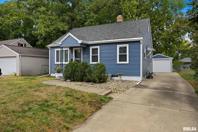 $114,900 | 3206 North Indiana Avenue, Peoria, IL 61603