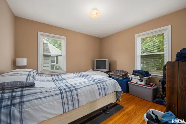 $114,900 | 3206 North Indiana Avenue, Peoria, IL 61603