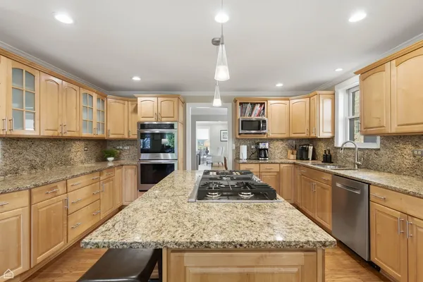 $995,000 | 5901 North Newark Avenue, Chicago, IL 60631