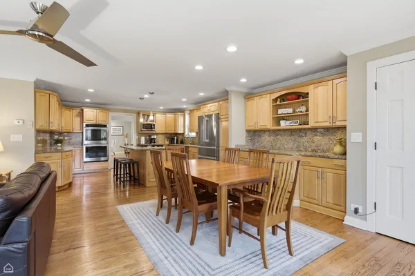 $995,000 | 5901 North Newark Avenue, Chicago, IL 60631