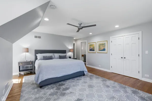 $995,000 | 5901 North Newark Avenue, Chicago, IL 60631