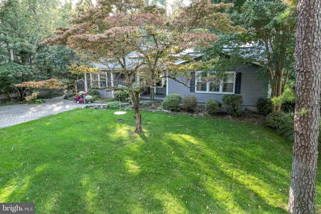 $689,999 | 98 Nantucket Trail, Medford, NJ 08055