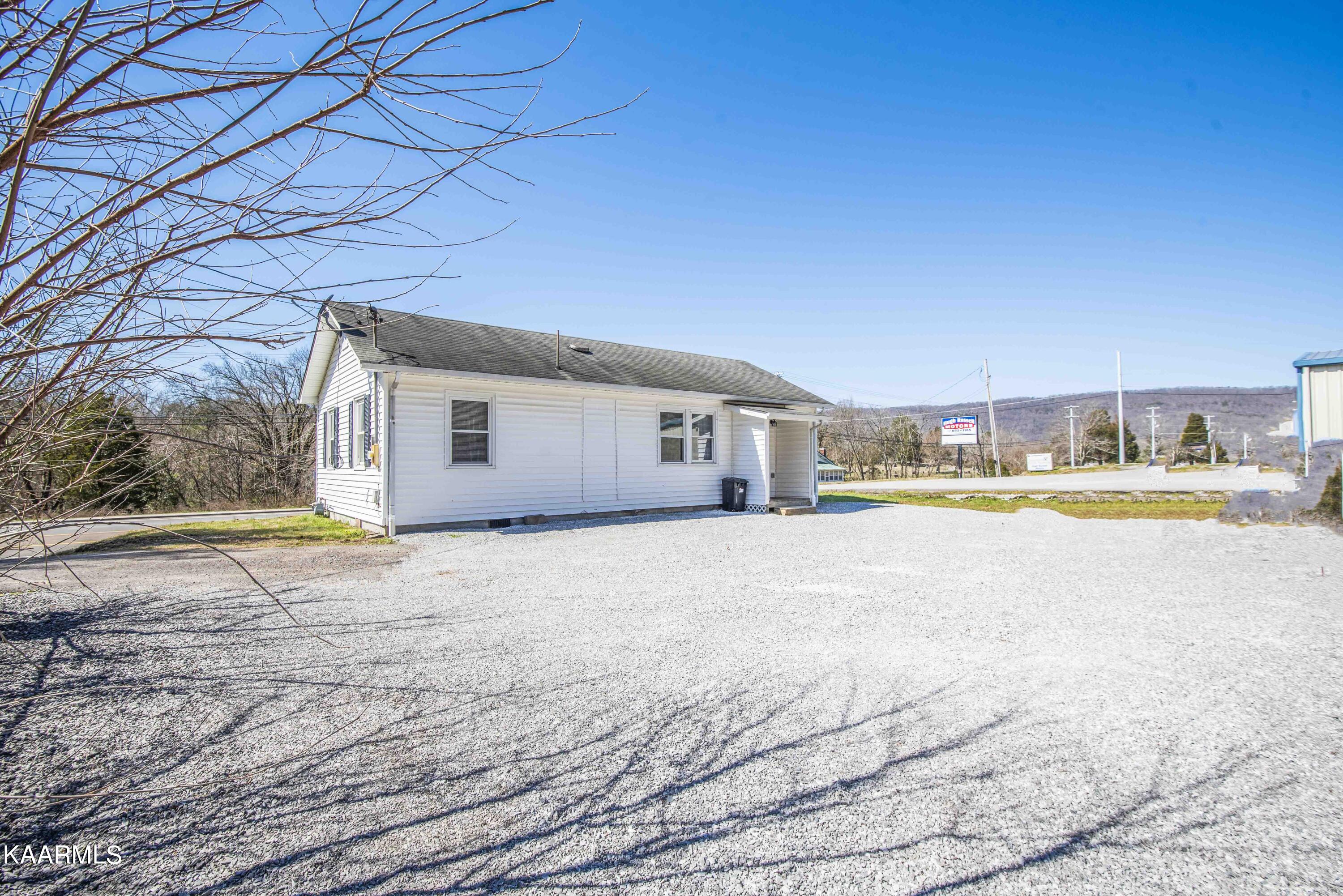 1011 Ruritan Road Harriman, TN 37748 - Photo 10 of 13 yard_1