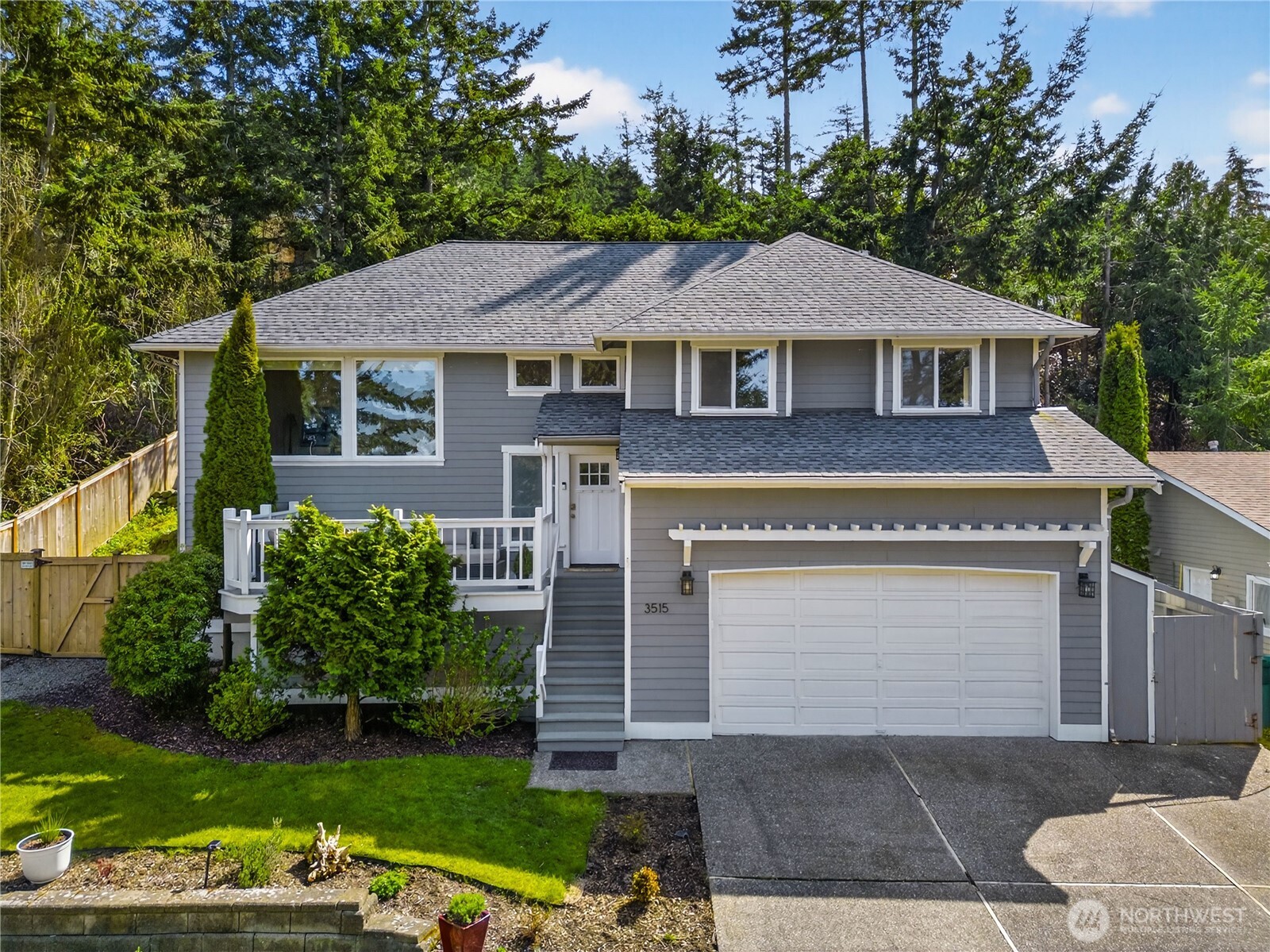 3515 West 7th Street Anacortes, WA 98221 - Photo 1 of 29
