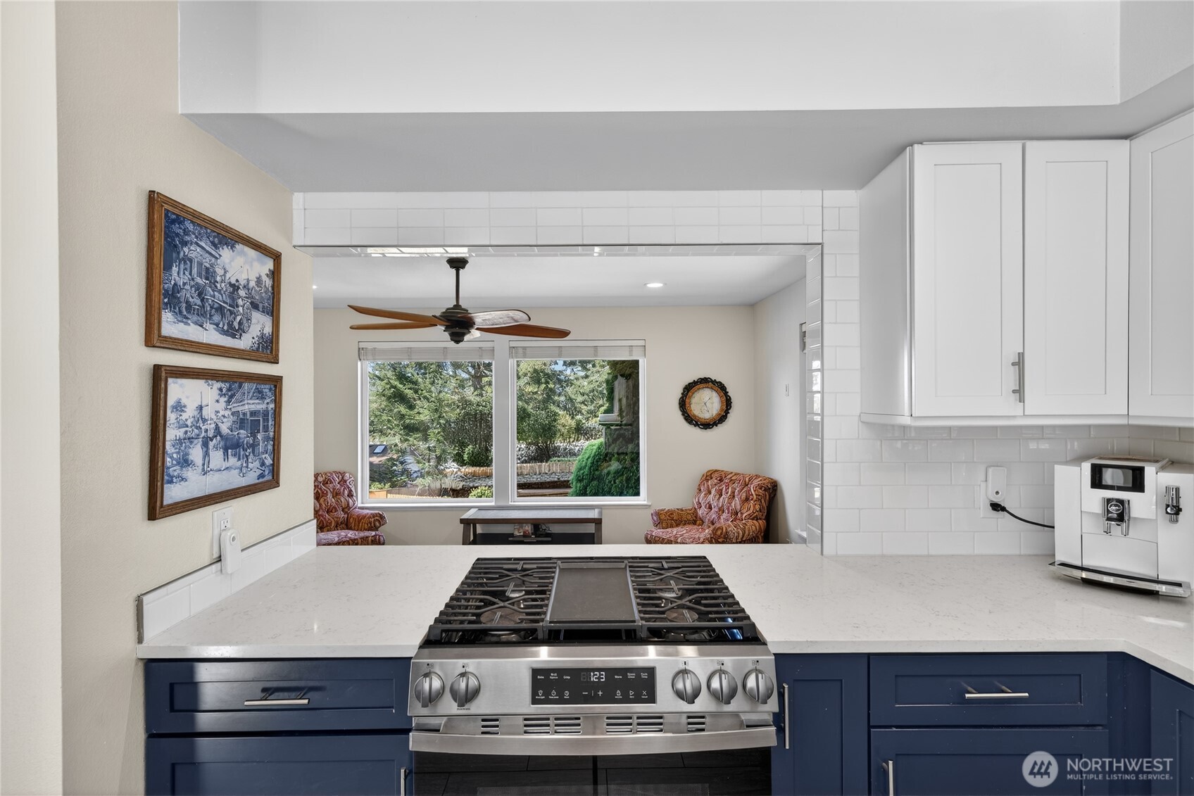 3515 West 7th Street Anacortes, WA 98221 - Photo 4 of 29