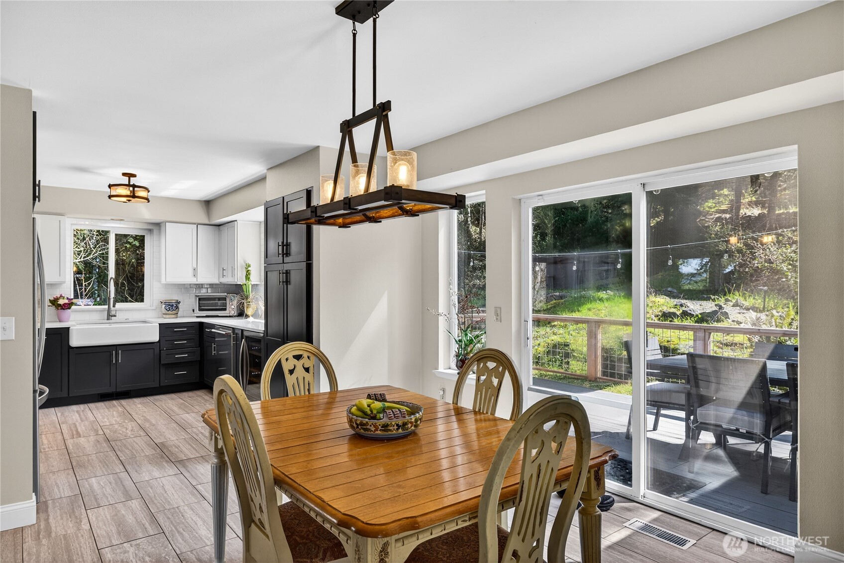 3515 West 7th Street Anacortes, WA 98221 - Photo 8 of 29