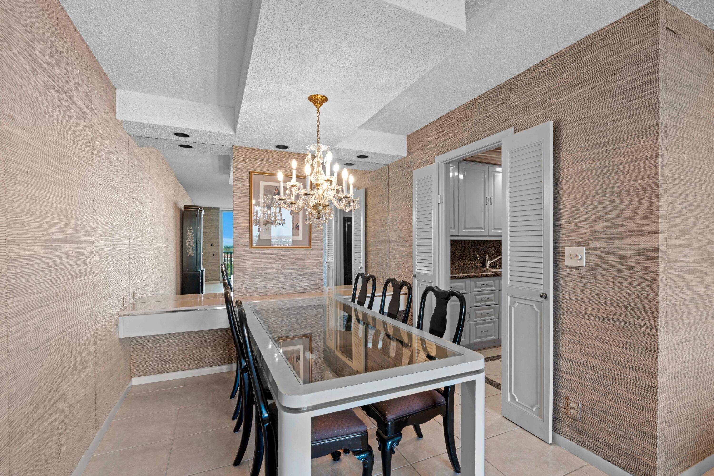 2121 North Ocean Boulevard, Unit 1604E Boca Raton, FL 33431 - Photo 17 of 48 Dining Room
