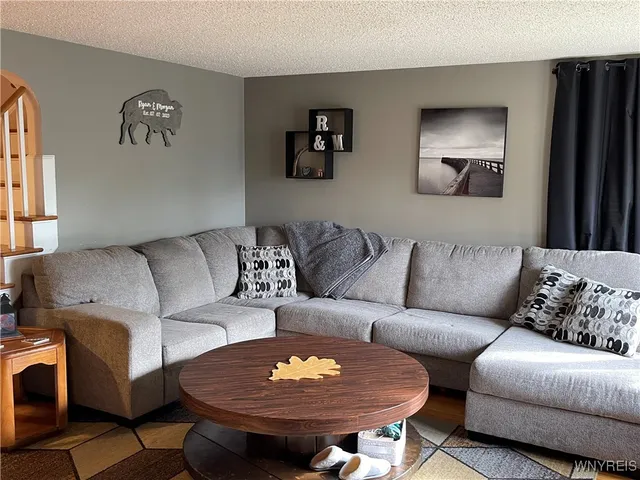 $264,900 | 41 Rochelle Park, Tonawanda, NY 14150