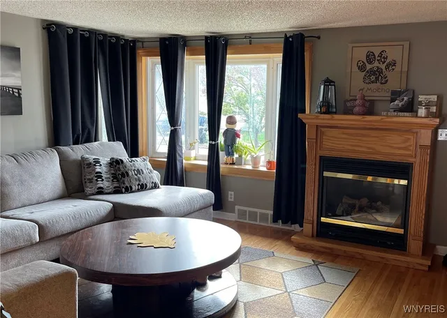 $264,900 | 41 Rochelle Park, Tonawanda, NY 14150