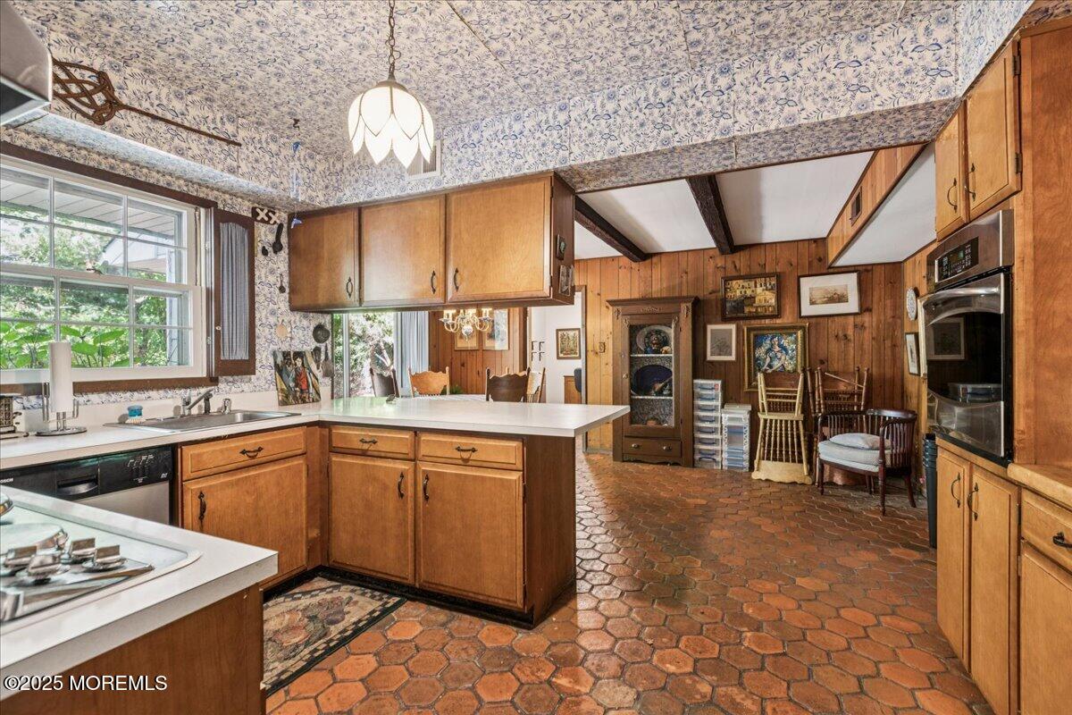 16 Jacata Road Marlboro, NJ 07746 - Photo 11 of 29 11-Image-11