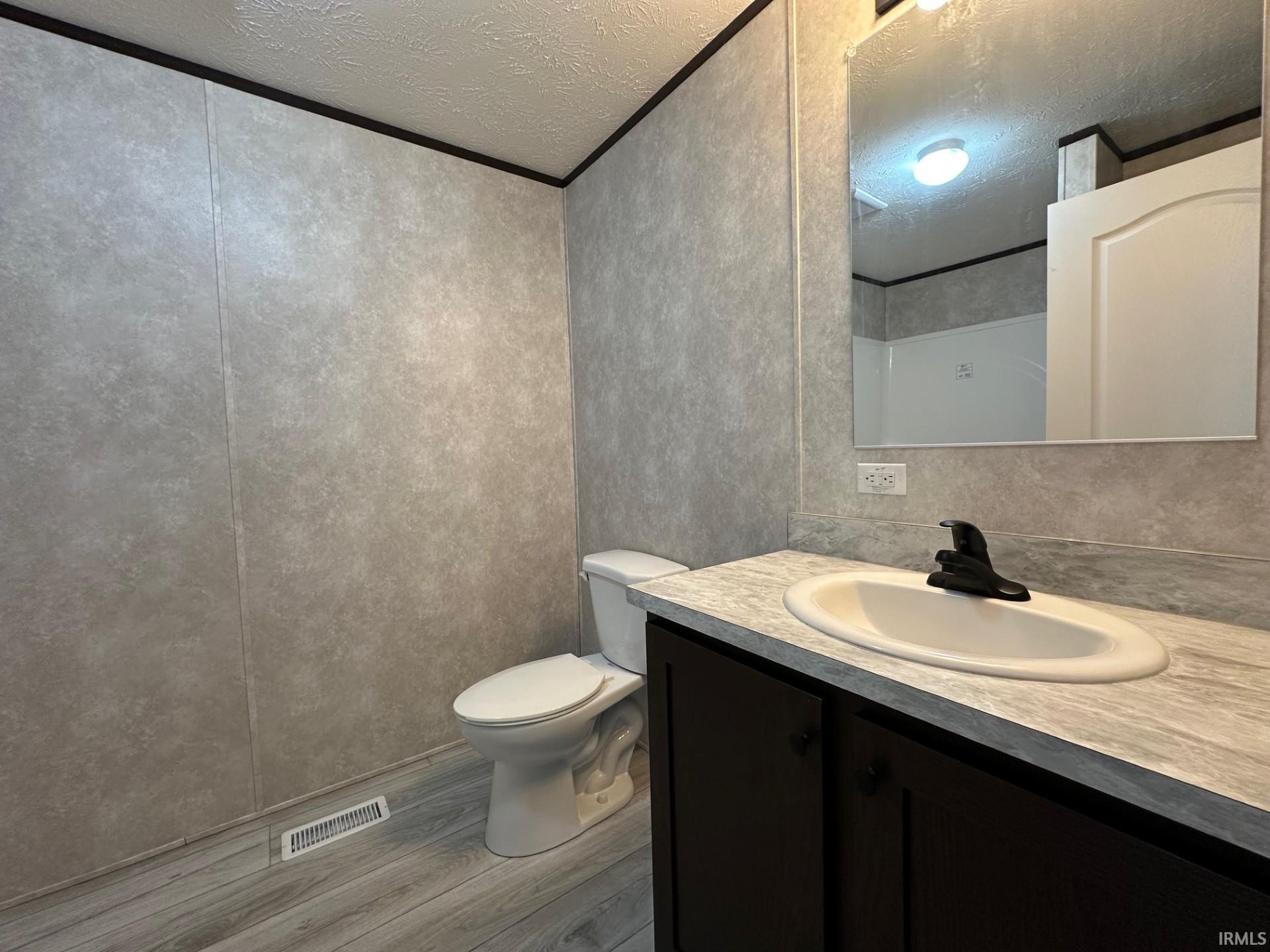 2510 Sheridan Road Fort Wayne, IN 46803 - Photo 9 of 15