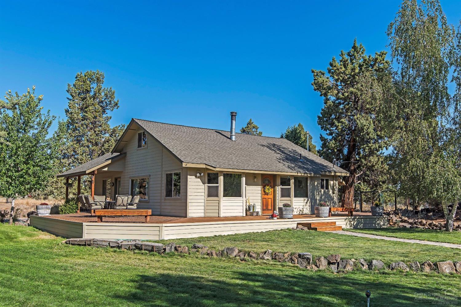 64080 Deschutes Market Road Bend, OR 97701 - Photo 1 of 25 Primary Photo