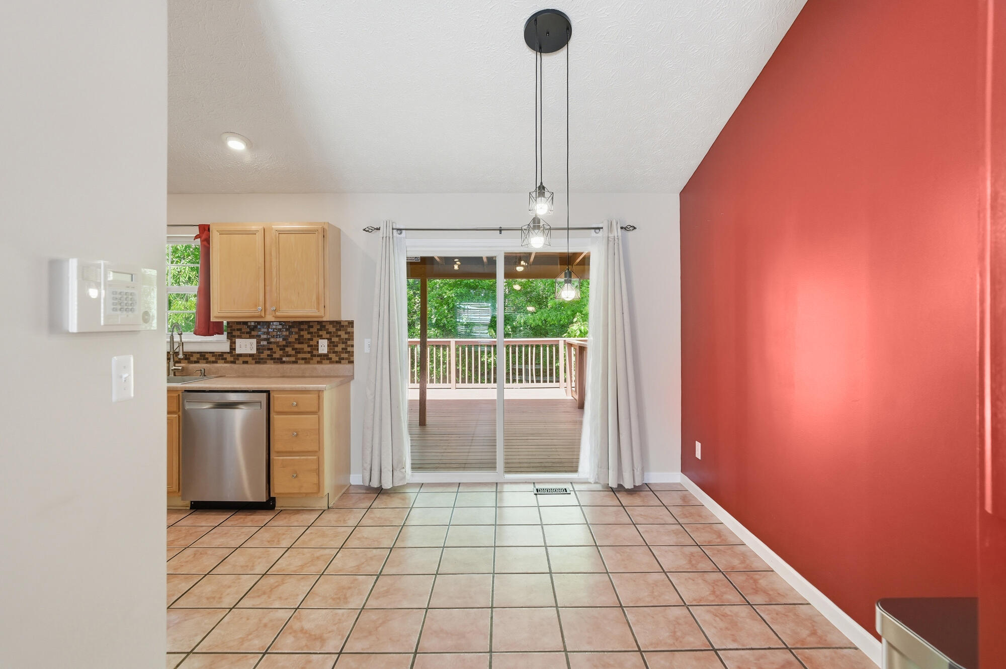 2016 Gribble Drive Covington, KY 41017 - Photo 6 of 45