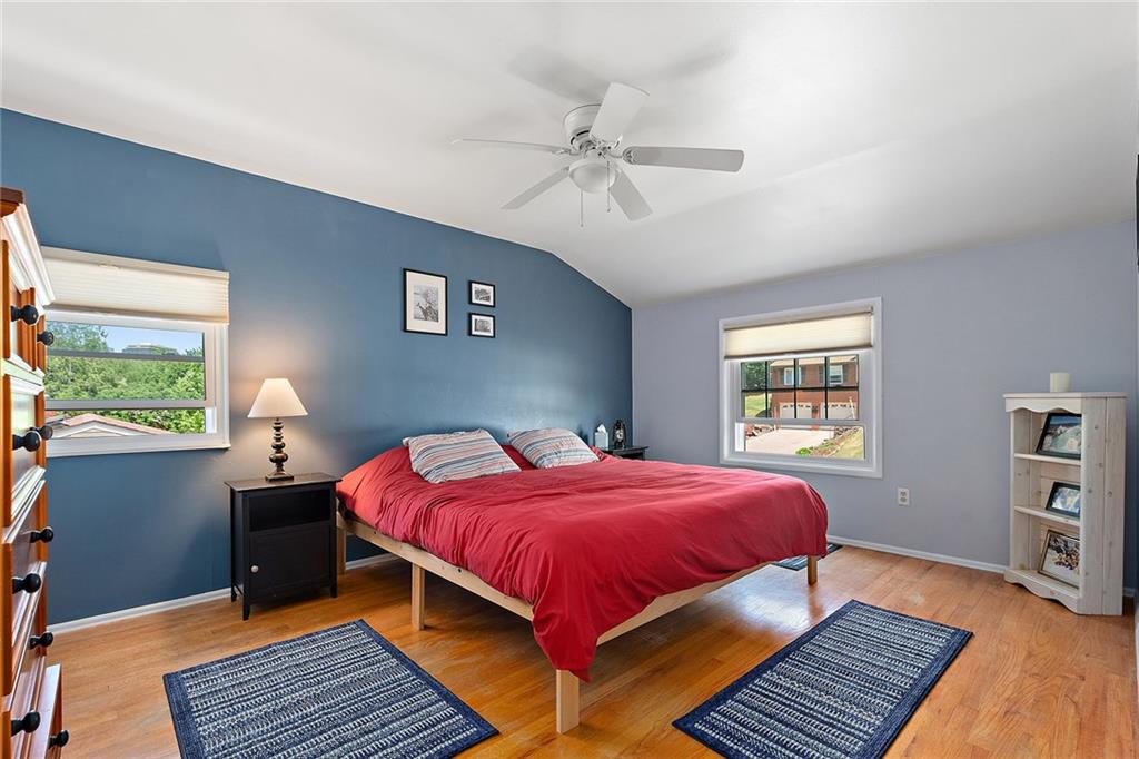 252 Parkedge Road Pittsburgh, PA 15220 - Photo 13 of 25 Gallery Image 13