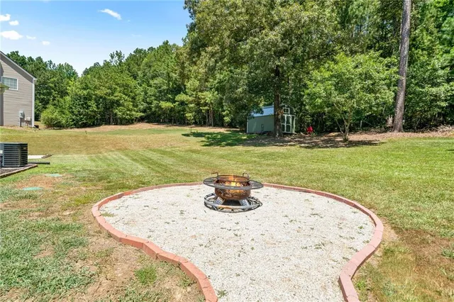 $399,000 | 3180 Victoria Ridge Court Southeast, Loganville, GA 30052