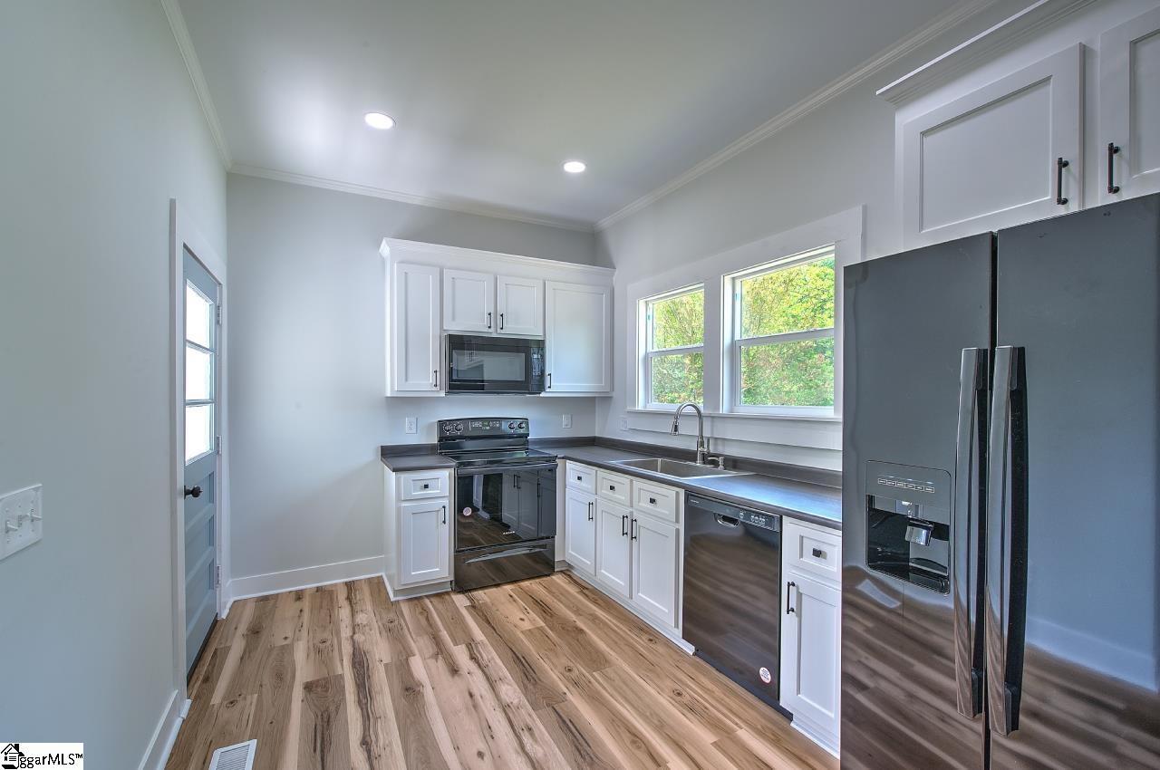 1 Townsend Street Laurens, SC 29360 - Photo 15 of 22