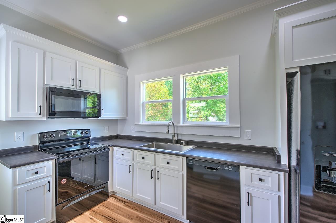 1 Townsend Street Laurens, SC 29360 - Photo 16 of 22