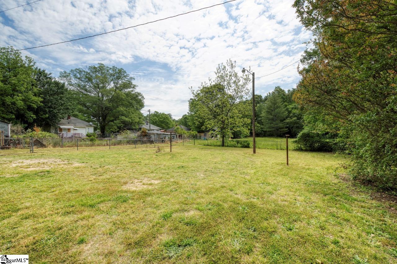 1 Townsend Street Laurens, SC 29360 - Photo 20 of 22