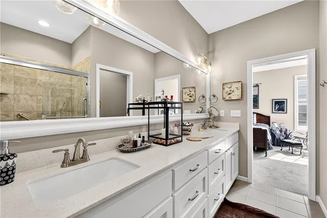 $399,950 | 712 East 110th Terrace, Kansas City, MO 64131