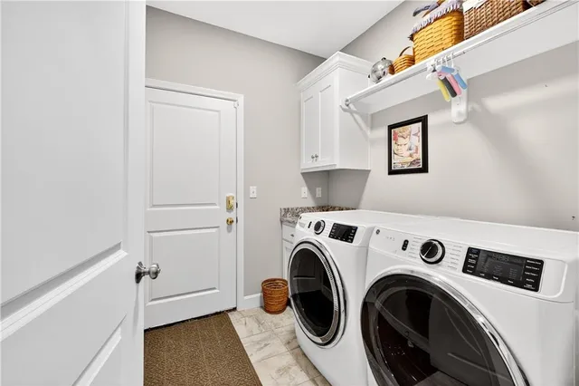 $399,950 | 712 East 110th Terrace, Kansas City, MO 64131