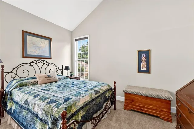 $424,950 | 712 East 110th Terrace, Kansas City, MO 64131