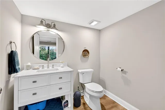 $399,950 | 712 East 110th Terrace, Kansas City, MO 64131