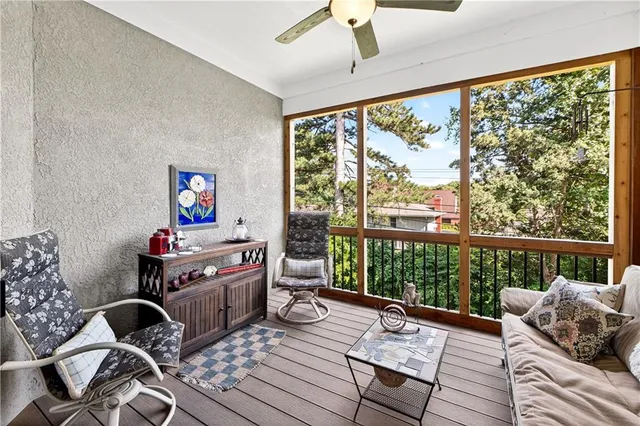 $399,950 | 712 East 110th Terrace, Kansas City, MO 64131