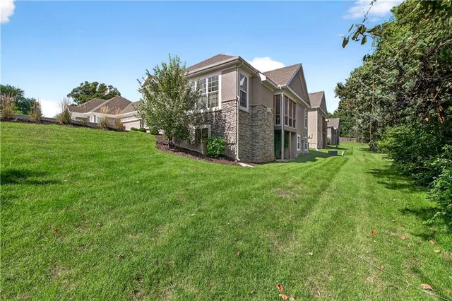 $399,950 | 712 East 110th Terrace, Kansas City, MO 64131