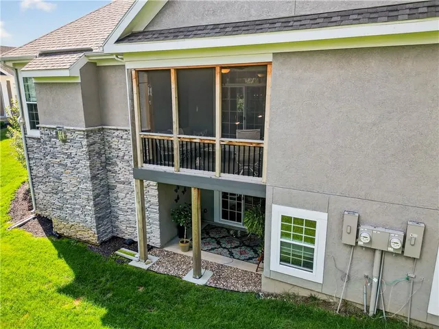 $424,950 | 712 East 110th Terrace, Kansas City, MO 64131