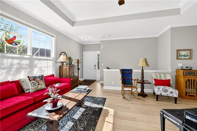 $424,950 | 712 East 110th Terrace, Kansas City, MO 64131