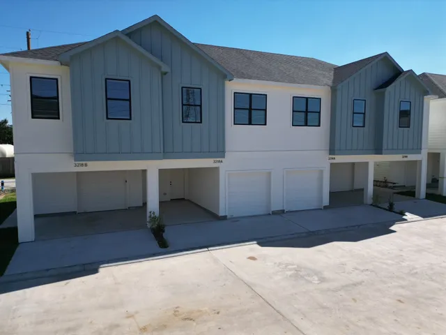 a house view with a outdoor space