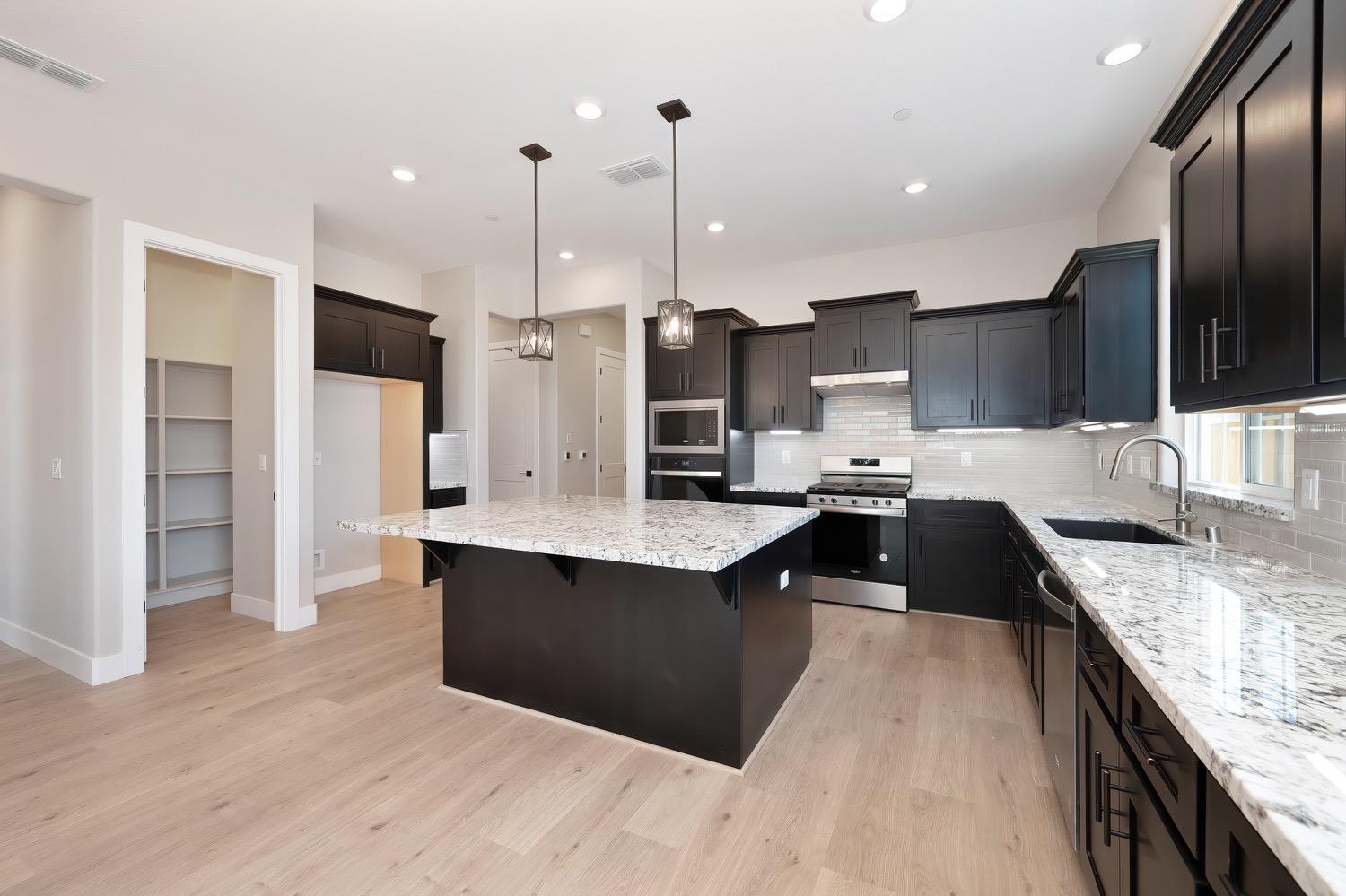 3317 Grouse Ridge Way Rocklin, CA 95765 - Photo 6 of 16