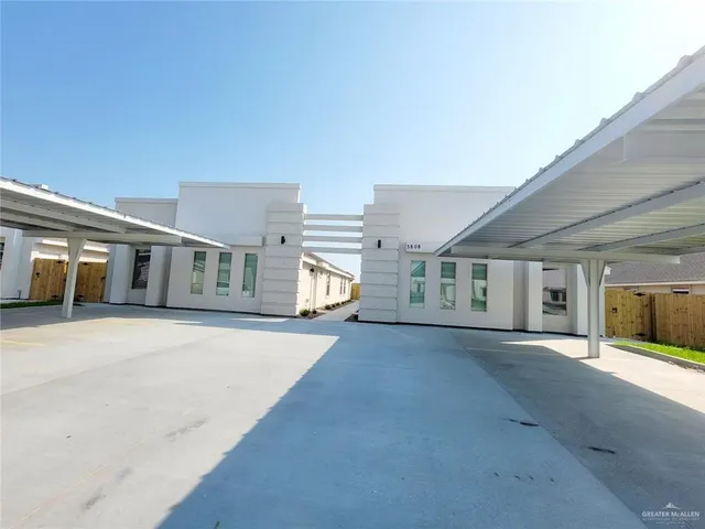 a big room with balcony