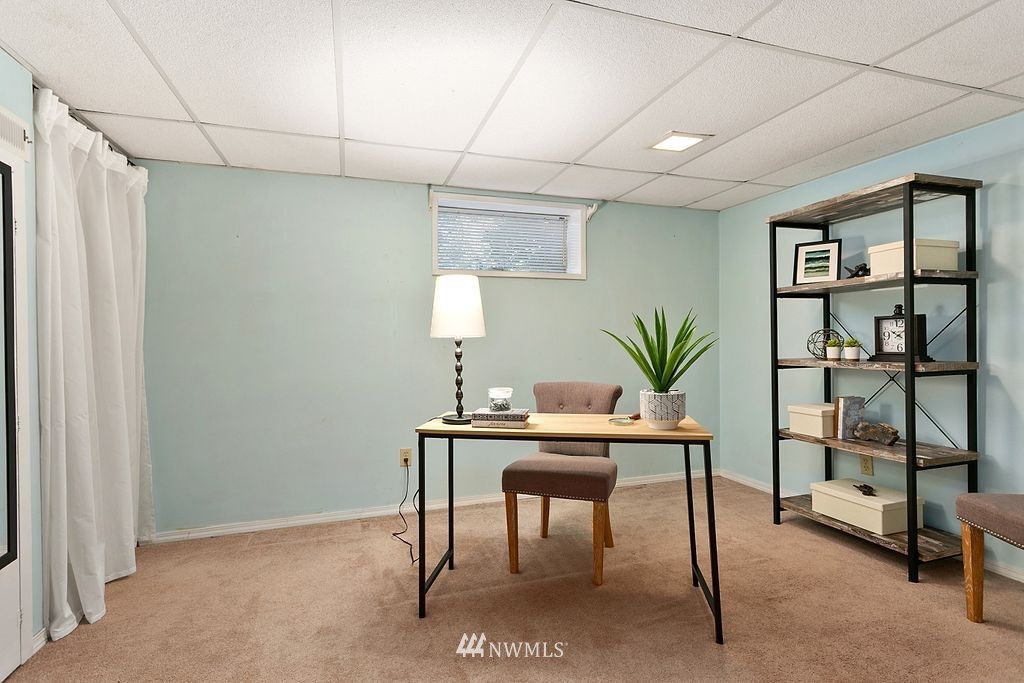 1800 Northeast 24th Street Renton, WA 98056 - Photo 20 of 35 Gallery Image 20