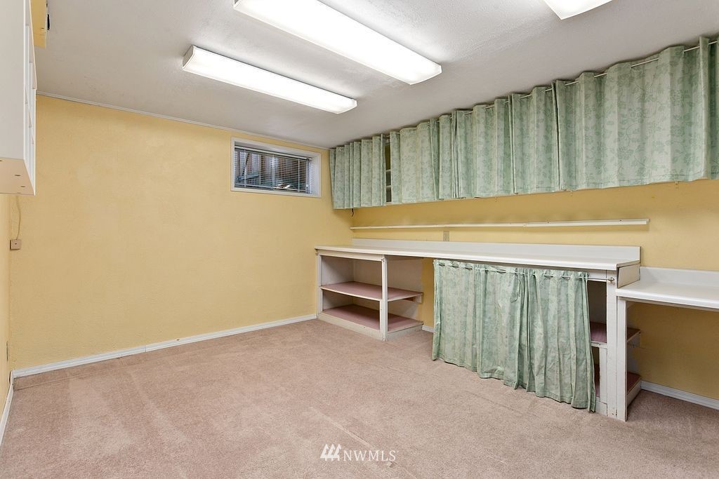 1800 Northeast 24th Street Renton, WA 98056 - Photo 22 of 35 Gallery Image 22